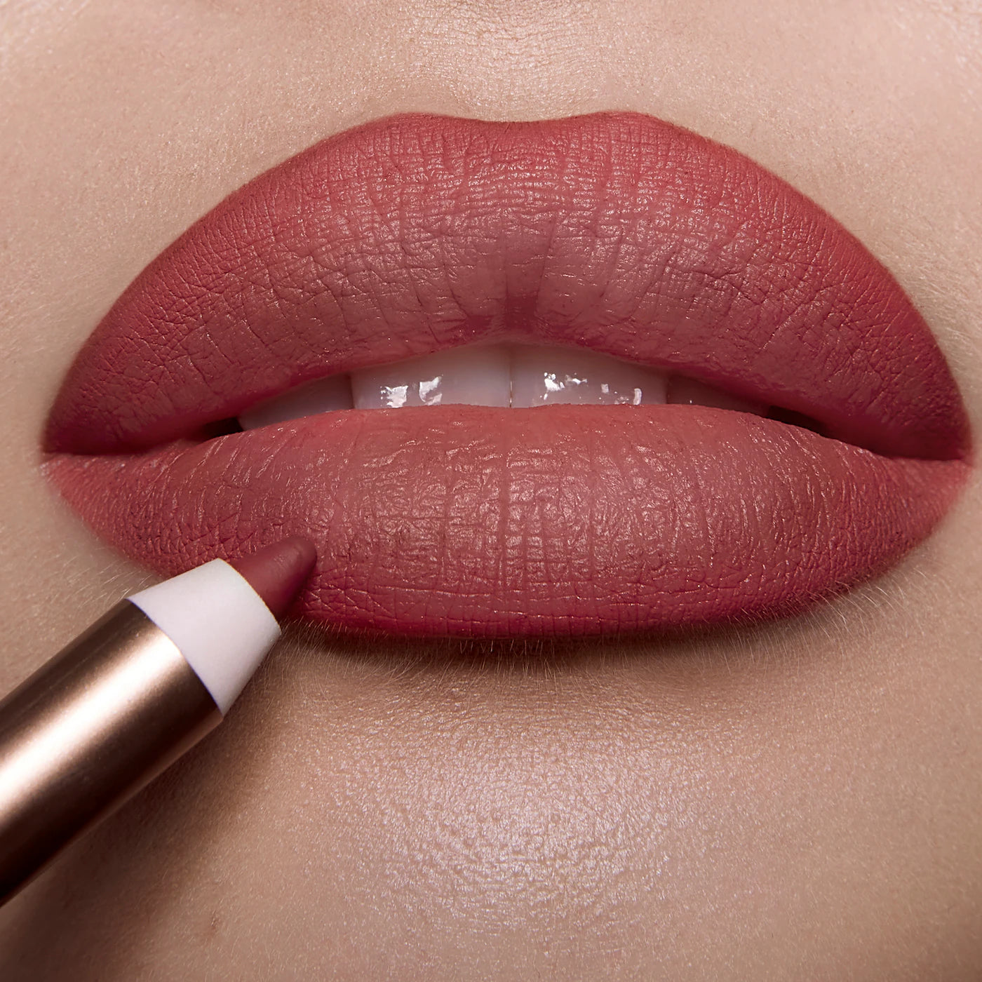 Pre Venta: Charlotte Tilbury | Lip Cheat Lip Liner