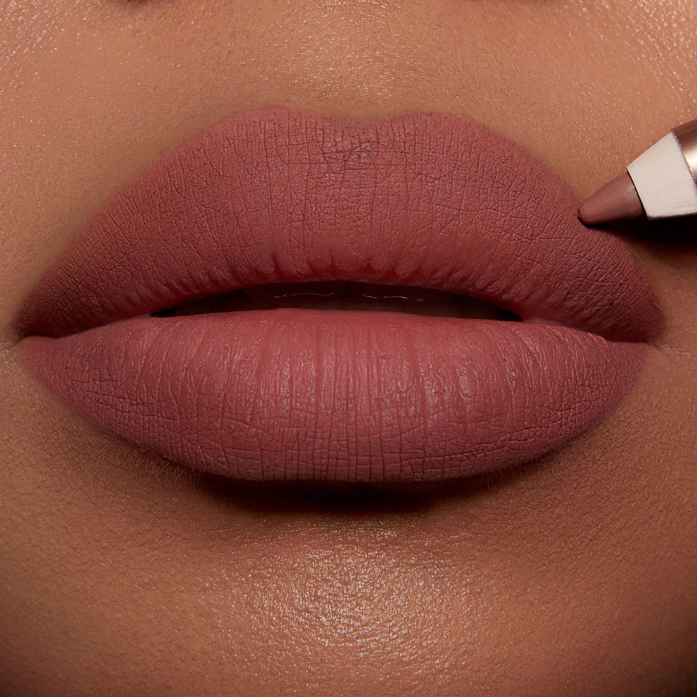 Pre Venta: Charlotte Tilbury | Lip Cheat Lip Liner