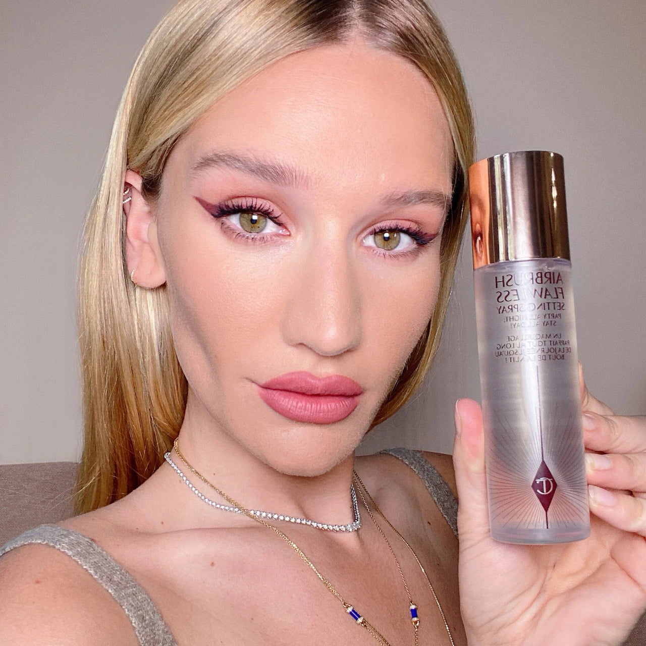 Pre Venta: Charlotte Tilbury | Airbrush Flawless Waterproof Setting Spray
