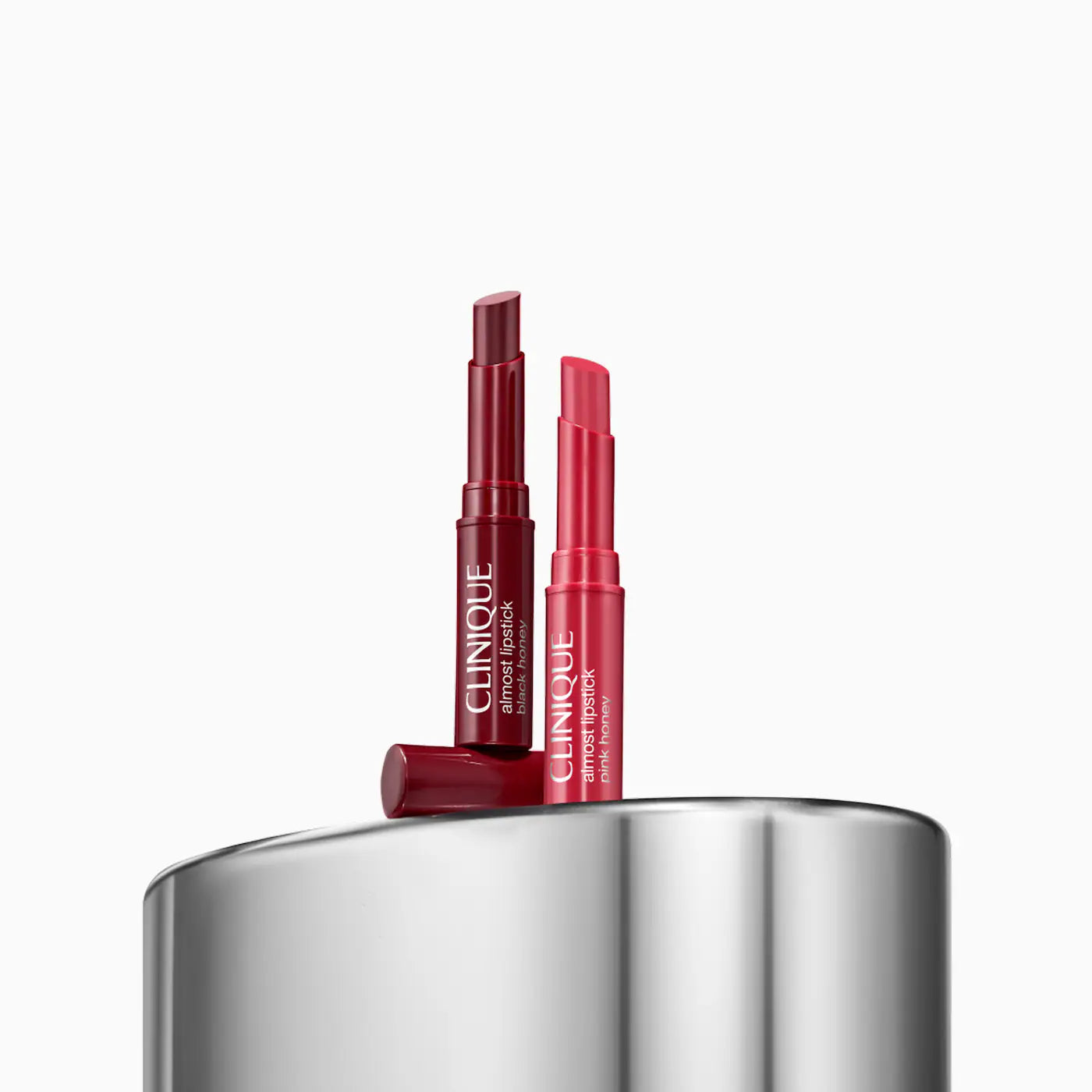 Pre Venta: Clinique | Mini Cult Classic Pink & Black Honey Lip Gift Set