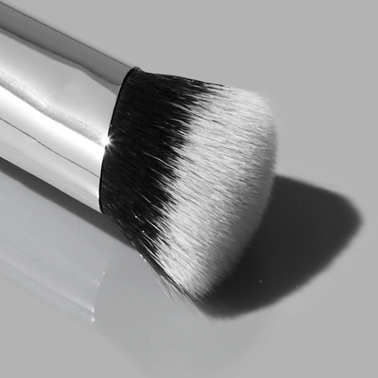 Pre Venta: Haus Labs By Lady Gaga | Cruelty-Free Concealer Brush