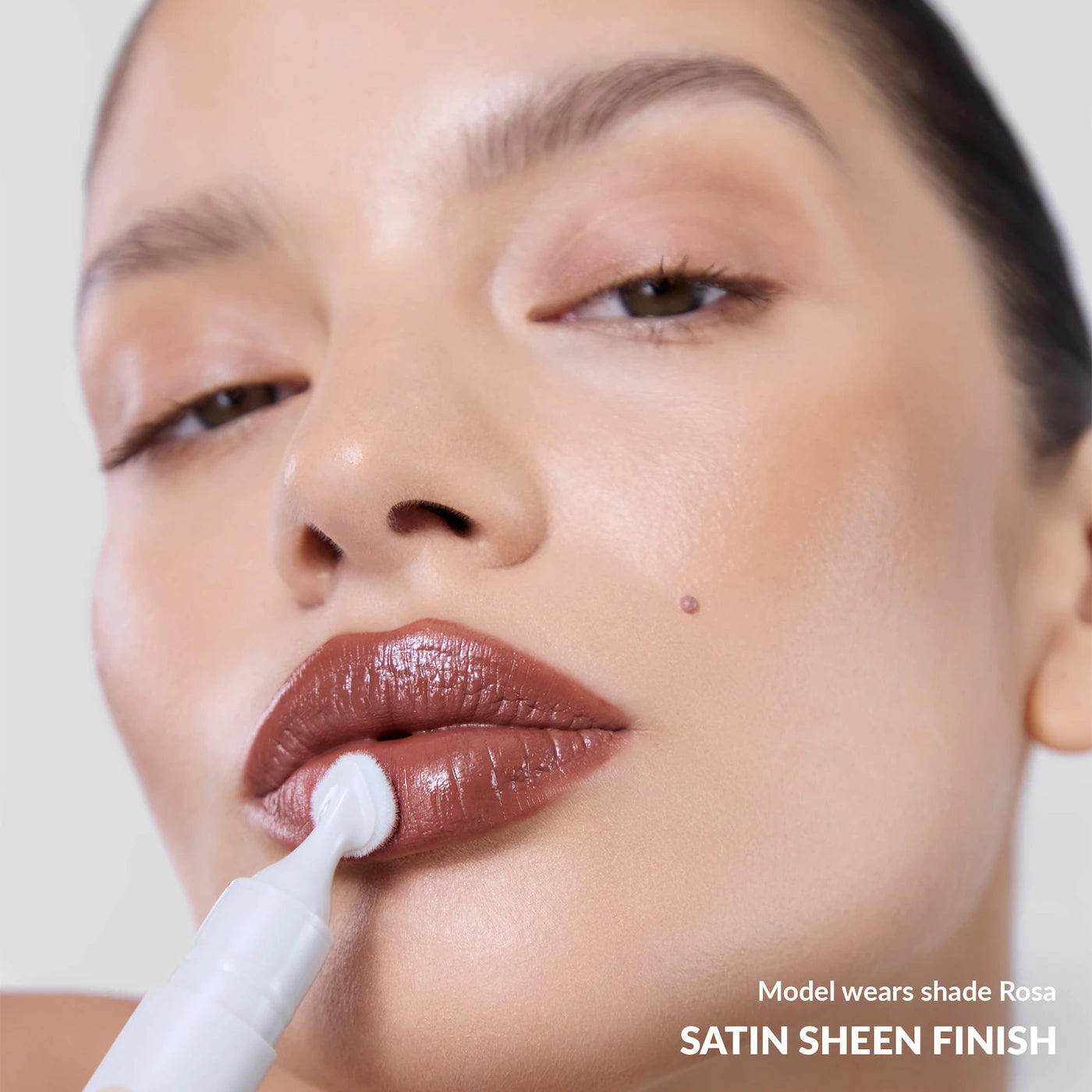 Pre Venta: Refy | Satin Liquid Lipstick Pen with Vitamin E