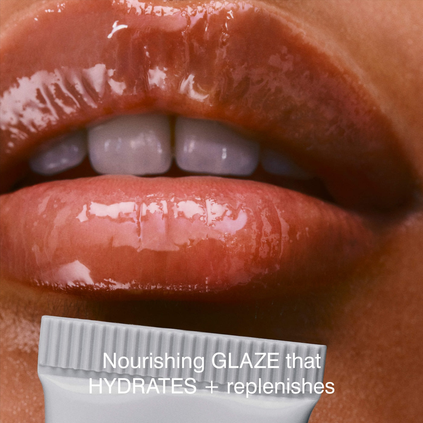 Pre Venta: Rhod | Peptide Lip Treatment Nourishing Glaze | Strawberry Glaze
