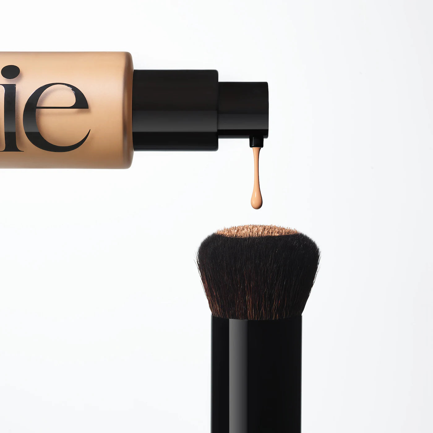 Pre Venta: Saie | The Base Foundation Brush
